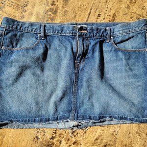 Old Navy Denim Mini Skirt Size 18